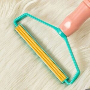 1pc Random Pet Hair Removal Tool, Cleaning Brush, Quickly Remove Pet Hair